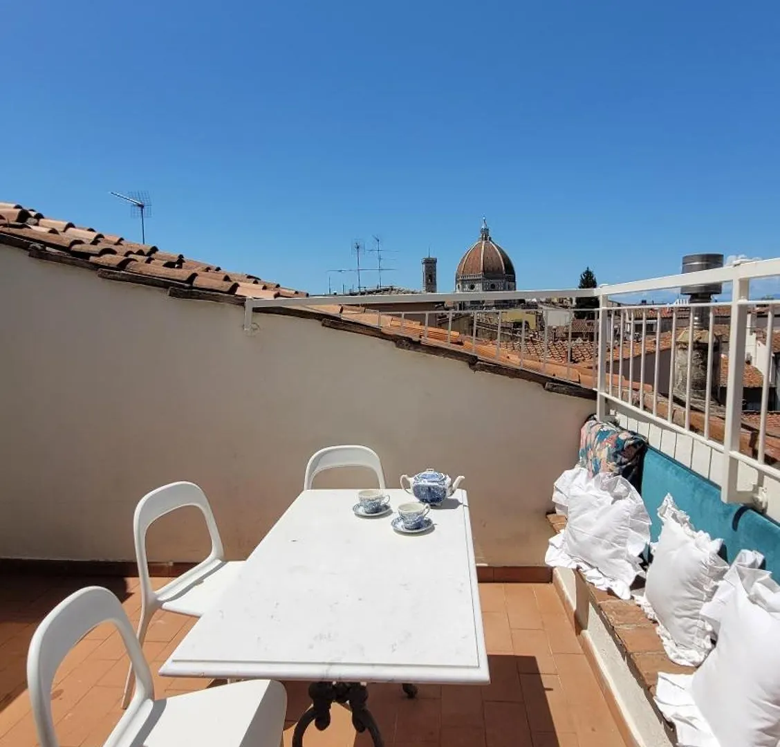 Guest house The Heart Of Florence With View Italy