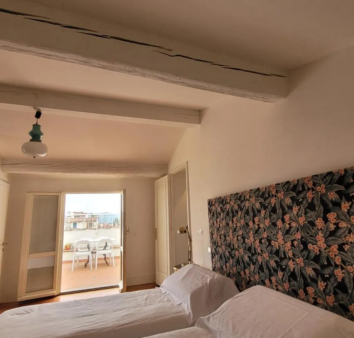 The Heart Of Florence With View Gasthof