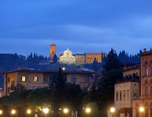 The Heart Of Florence With View 0*,